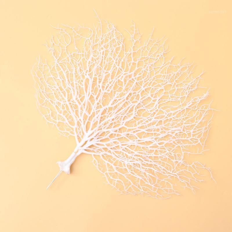 

1pc Plastic Coral Branch Artificial Coral Decoration Landscape Decoration Props for Wedding Aquarium Home (White)1