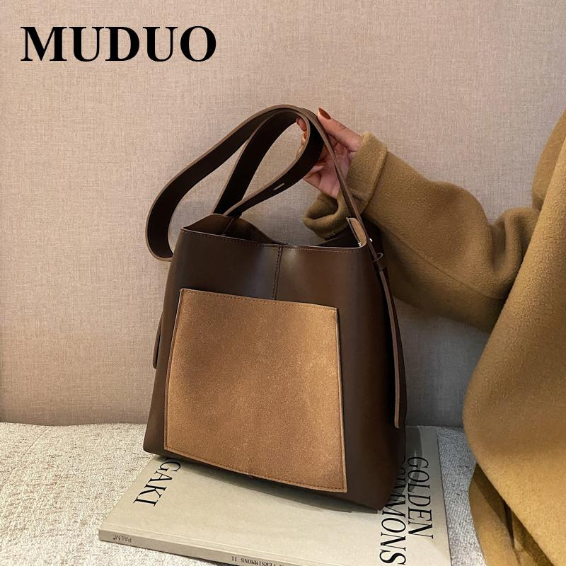 

MUDUO Patchwork Bucket Bags For Women Large Capacity Chain Shoulder Bags Korean Style Ladies Work Crossbody Bag 2021 Bolsa Sac, Black