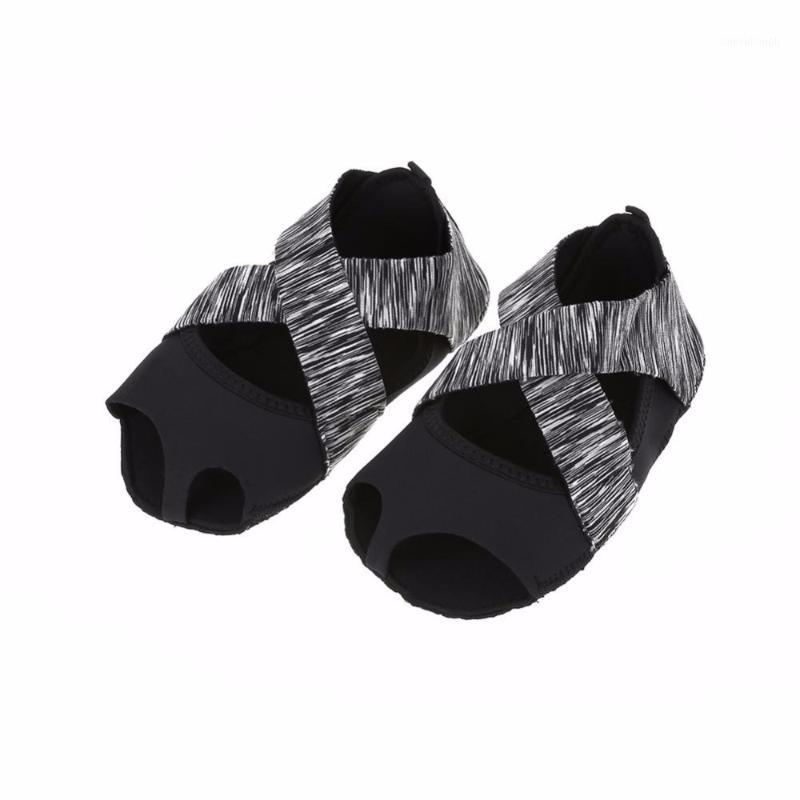 

Yoga Socks Shoes Insoles Ballet Non-slip Five Finger Toe Sport Pilates Massaging Socks Insole Soft Wrap Dance Training For Women1