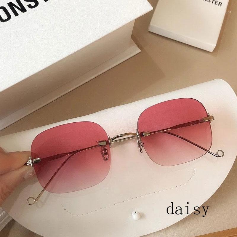 

Sunglasses High Quality 2021 Brand Design Gentle Daisy Metal Square UV400 Frameless Sun Glasses Women Men With Packaging1