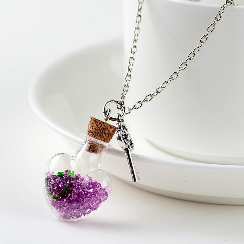 

2020 Original Drifting Bottle Lively Pendent Necklace Creative Natural Dry Flower Women Necklace Heart Glass Girls Gift
