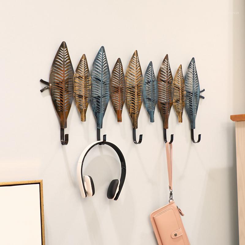 

Creative Wall Hanger Wrought Iron Coat Rack Clothes Hanging Hooks Living Room Coat Hanger Wall Decoration Hook Vintage Old Craft1