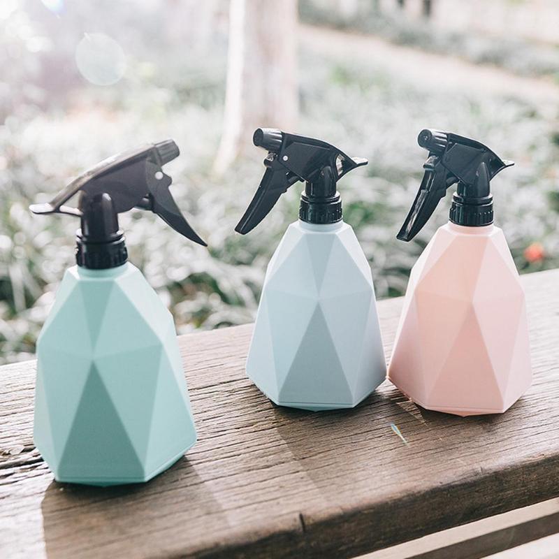 

45# 600ml Portable Rhomb Empty Nozzle Manual Trigger Plants Watering Can Pot Spray Bottle Container Garden Tool