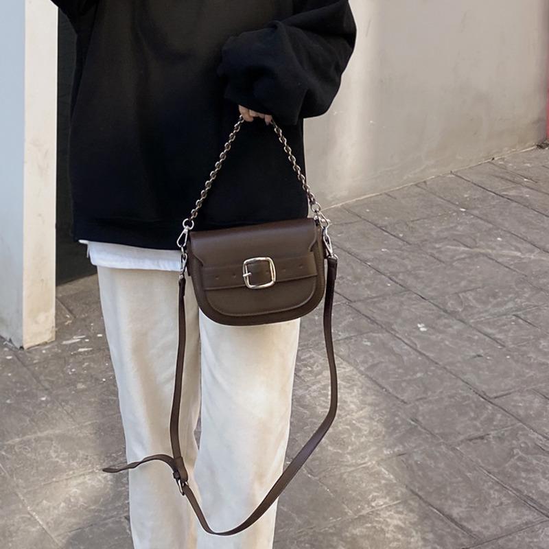 

Niche Design Bag Women's 2021 New Fashion One Shoulder Crossbody Casual Simple Lipstick Packet D973, Black