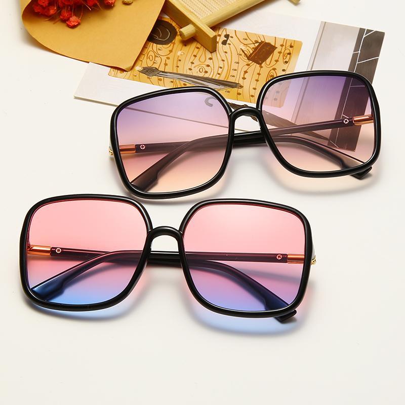 

2020 Fashion Children Oversize Sun Glasses for Girls Square Gradient Kids Sunglasses Loveliness Goggles Pink Eyewear Frame UV4001