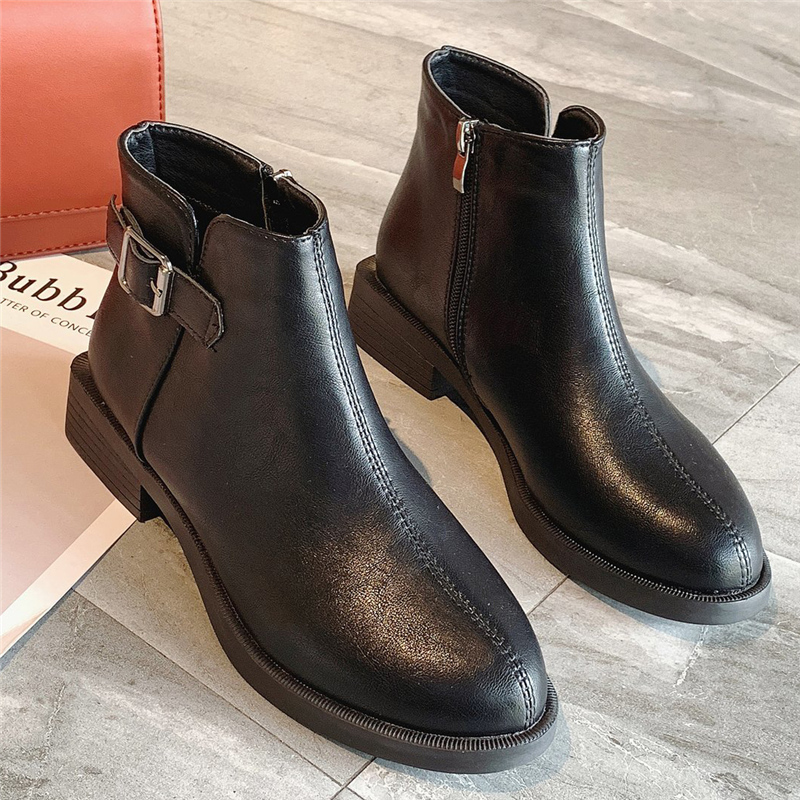 

2021 Female New Luxury Winter Designer Low Heels High Ankle Soft Leather Boots Shoes Ccs6, Black