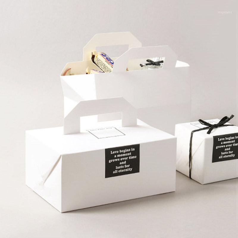 

10 pcs / gift box cake West Point white dessert packaging paper cup wedding party portable paper box carton1