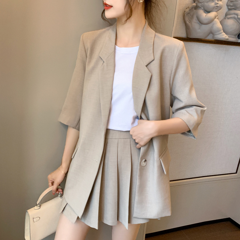 

2021 New Fancy Woman Style Suit Oversized Solid Three-quarters Length Blazers Waist Pleated Mini Skirts Combining Together B98J, Apricot