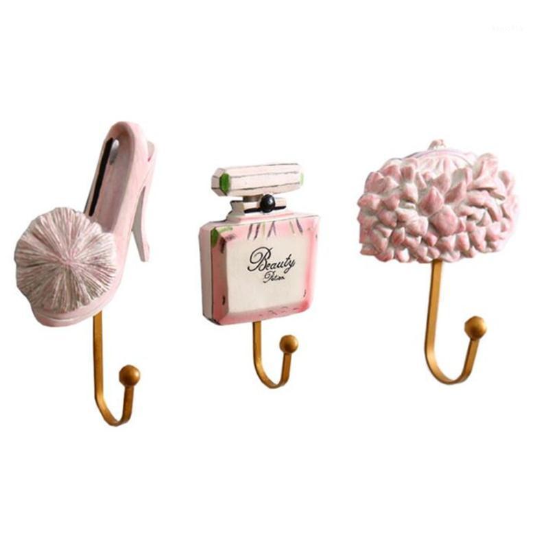 

Beautifully Hooked Resin Lady Shoes Perfume Bottle Bag Patterned Clothes Hat Hanger Wall Mounted 2020 New Home Decoration Hook1