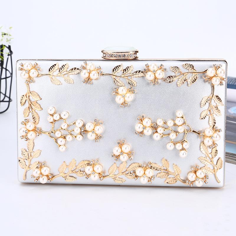 

Ladies Clutch Pearl Dinner Bag Flower Handmade Applique Metal Flower Evening Bag Multi-color Large Capacity Banquet, Black