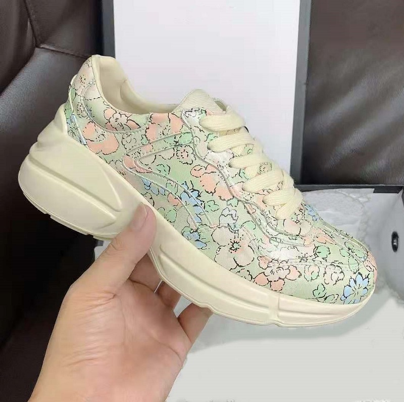 

Top Quality leather sneaker Men Women shoes with Strawberry wave mouth Tiger Web print Vintage Trainer Casual shoes shoe02 10, Box