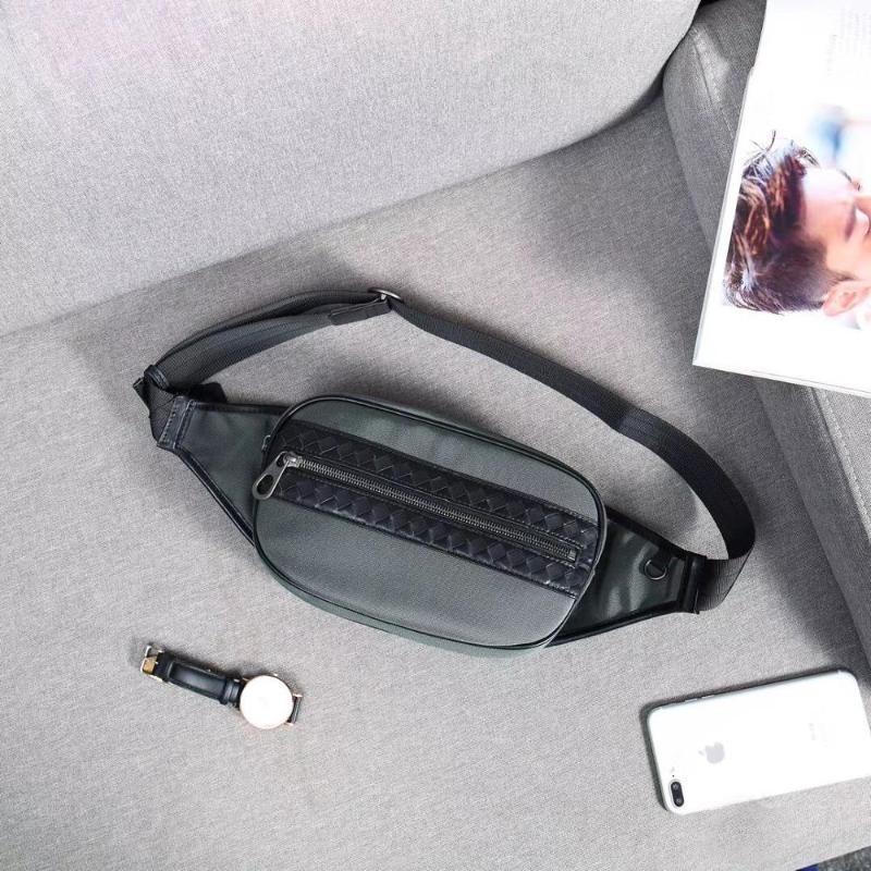 

Brand Designer of Fabric and Leather Knitting Bag of Popular Style in 2021 Designs Luggage and Leather Handbag, Black
