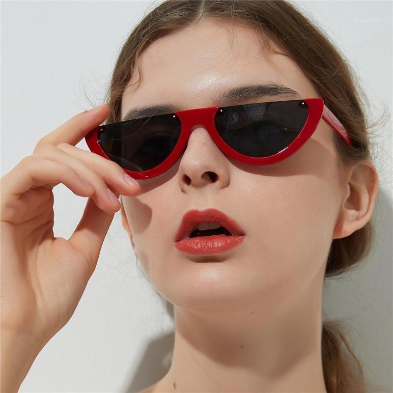 

2020 Cateye Perdurable Fashion Red Colorful Personalized Vintage Sunglasses Women Hight Brand Purity Customer Logo Punk1