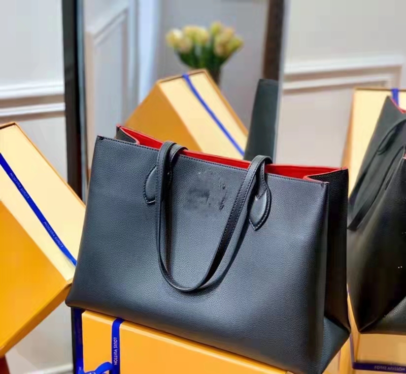 

2022 fashion street women's bag, Black