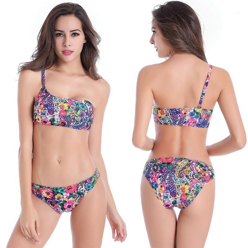 

2pcs/set Women Sexy Slanted Shoulder Strap Fashion Floral Printed Swimsuit1