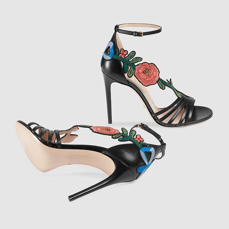 

2021 summer explosions stiletto heels fashion gold rose sandals1