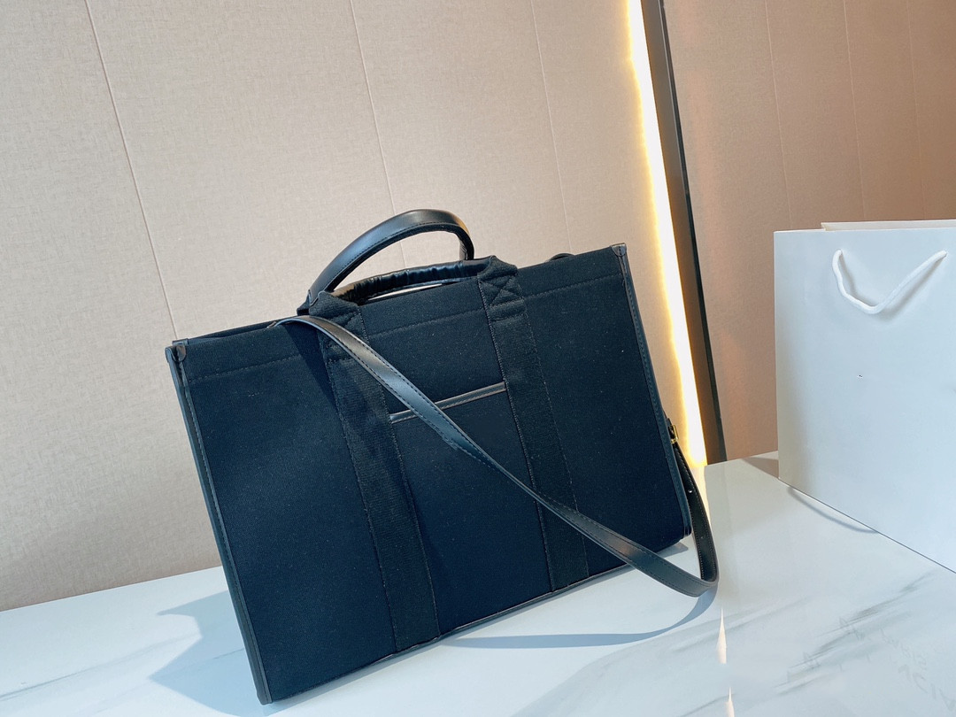 

Designers Canvas Bags Womens Totes Luxury Cross Body Designer Handbags Female Shopping Handbag Trend 2021 Lady Shoulder Bag The latest