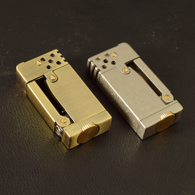 

Metal Retro Kerosene Lighter Refillable Gasoline Lighter Side Press Ignition Oil Lighter Gift For Men