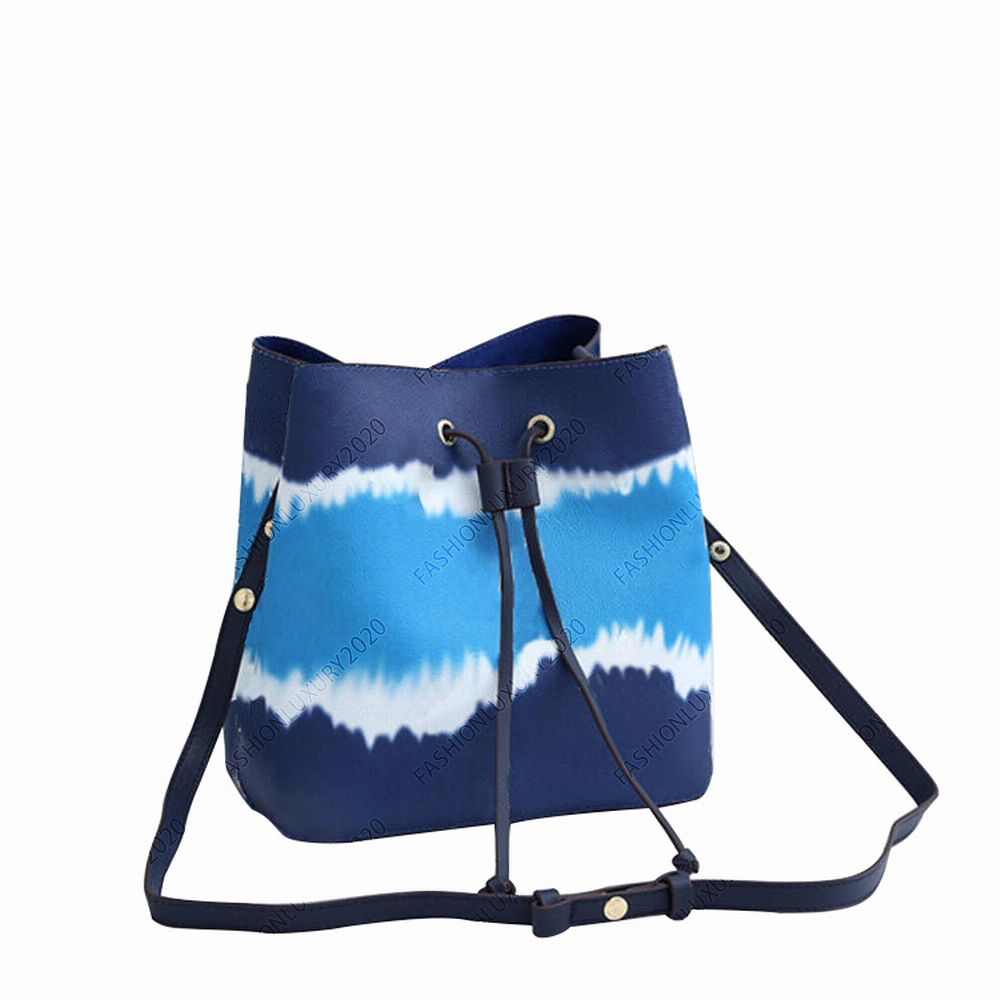 

Best quality Tie-dye canvas Drawstring bags women NÉONOÉ Medium handbag totes brwon flower letter Shoulder crossbody Bags Clutch Bags M45126, Red