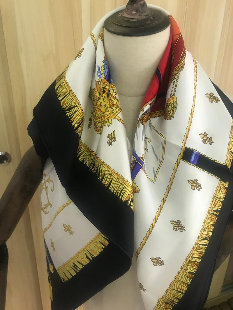 

2020 new arrival spring classic pattern 100% pure silk scarf twill hand made roll 90*90 cm shawl wrap for women lady