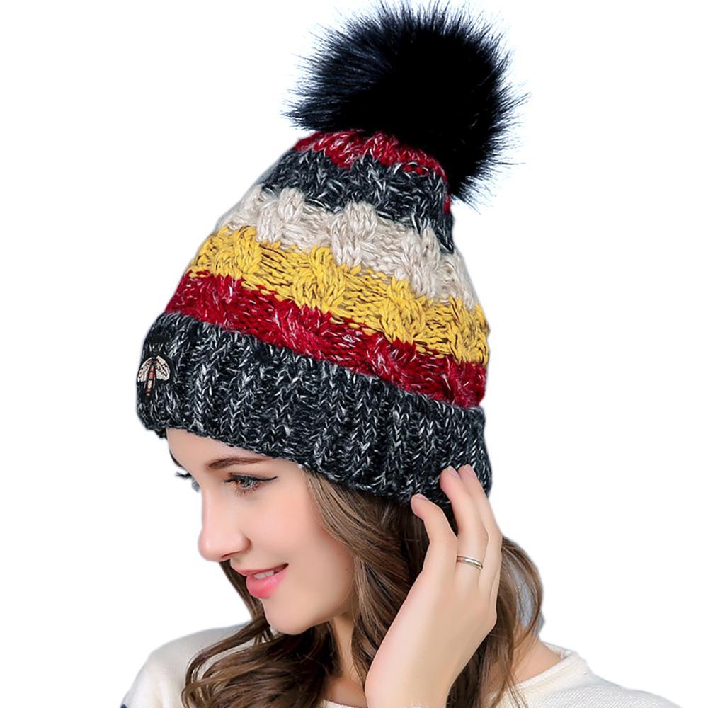 

2020 Autumn Hot Funky Women Soft 2020 Thick Winter Knit Fur Hats From Fake Pom Hat 46dh, Kiss