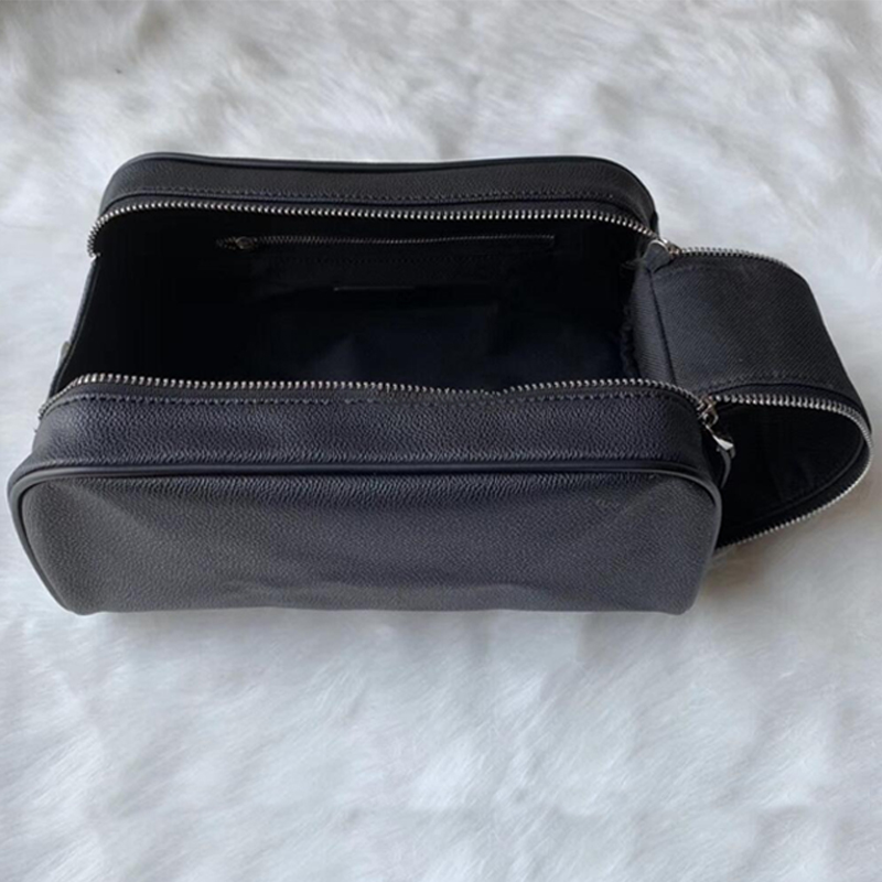 

High quality new fashion men travel toilet pouch women cosmetic organizer make up wash bag famous classical toiletry bag with dust bag, Box(no sell sparately)