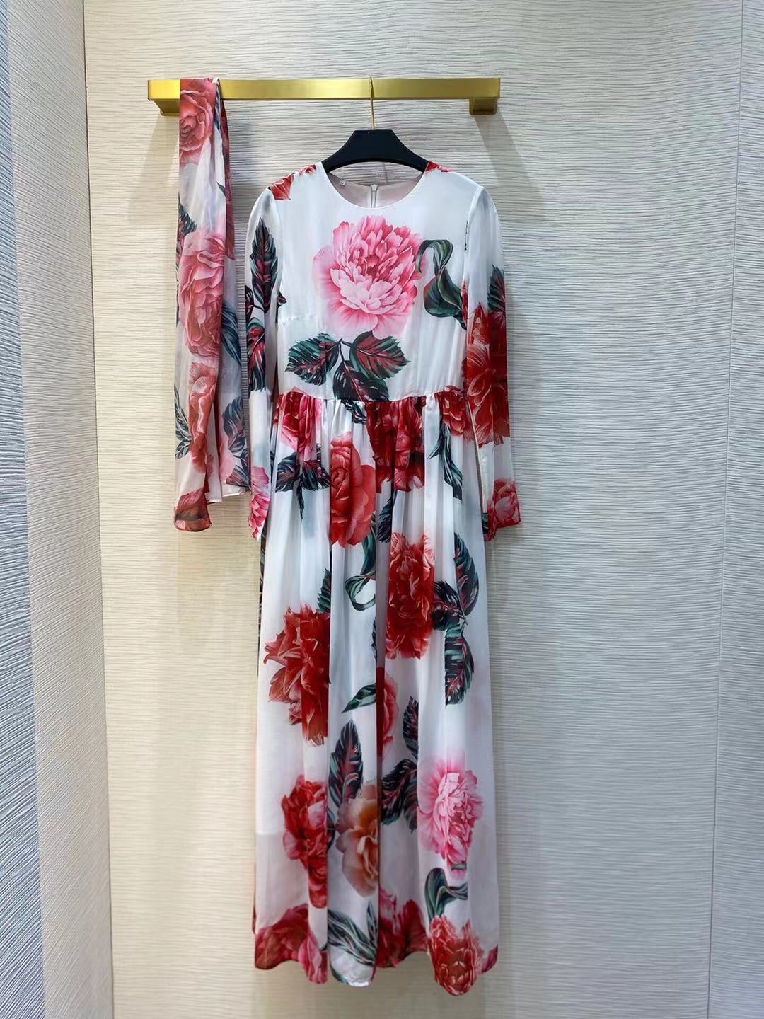 

2021 Start Spring Dresses Long Fashion New Flowers As Chinese Printing Style the Neck Boho Belt Dressed U1jv, The photo