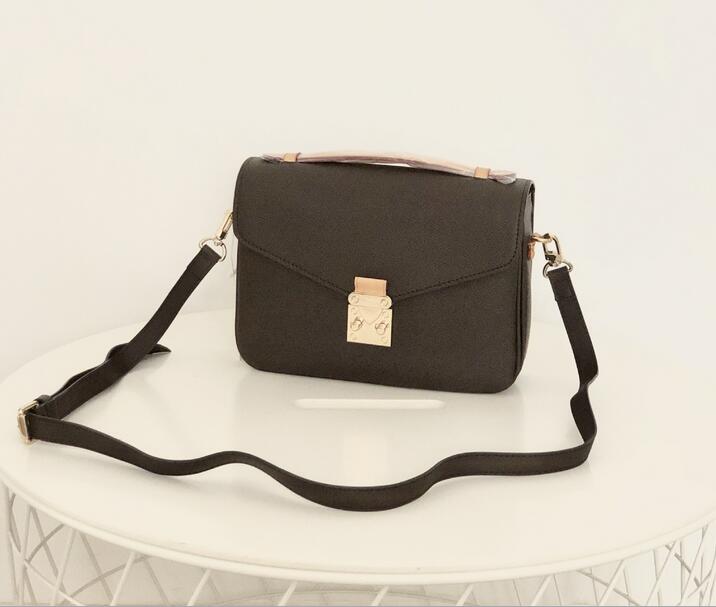 

2020 Free shipping high quality Embossing red black Fashion bags women's handbag shoulder bags crossbody bags messenger bag for womans flats, Embossing black