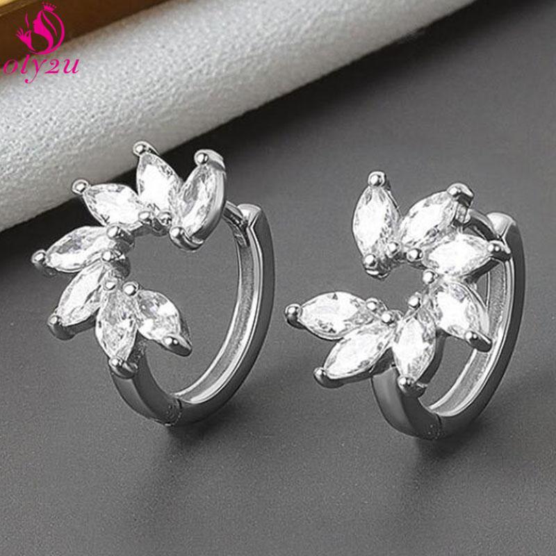 

Fashion Gold Circle-Shaped Small Women's Earrings Hook Flower Transparent Crystal Earrings Unusual Female Jewelry New Year Gift