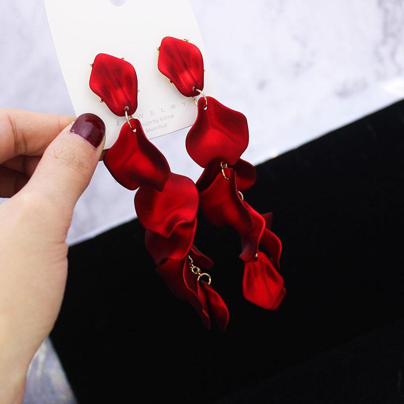

Shiny Side Elegant Flower Stud Earrings for Women Simple Style Long Tassel Earrings