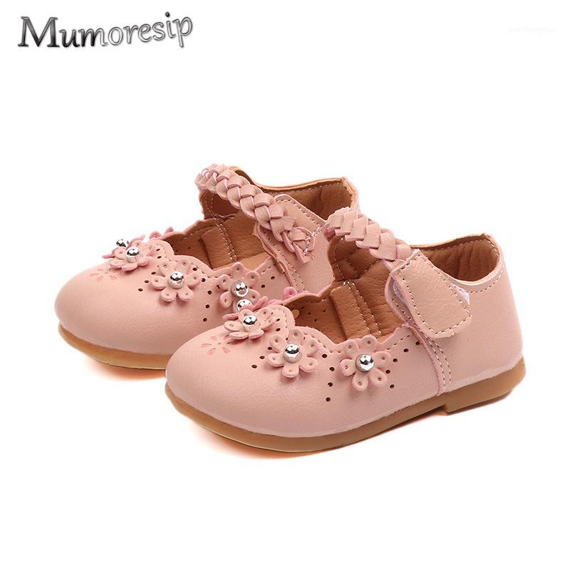 

Mumoresip Baby Girl Shoes Floral Sweet Girls Toddlers Flats For Newborn Kids Flowers Princess Cute Soft Shoes With Rivets 15-251, Beige