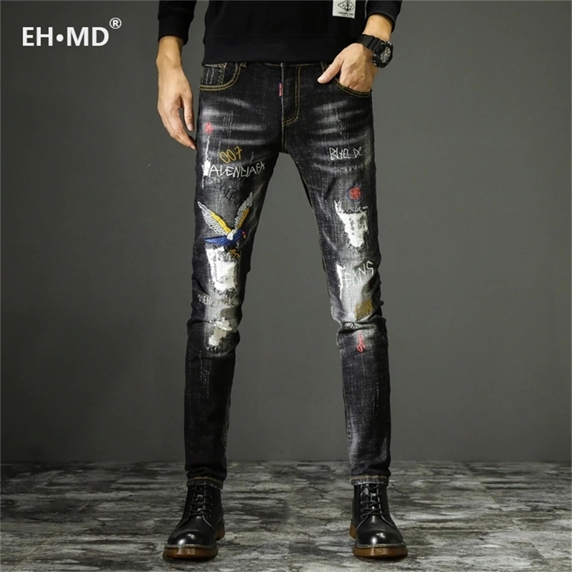 

EH·MD® Eagle Embroidered Jeans Men Art Word Decoration Youth Soft Casual Cotton Elastic Slim Pants Badge Red Ear Hole Motorcycle 201111, Gray