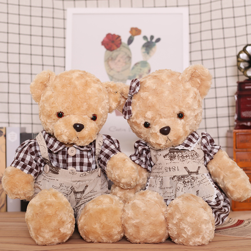 couple teddy bear online shopping