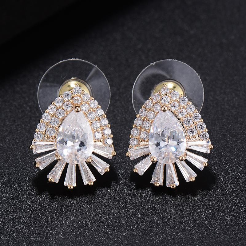 

GODKI 18mm Elegant Sector Fashion Cubic Zirconia Women Engagement Party Night Out Bridal Wedding Mini Stud Earrings for Women