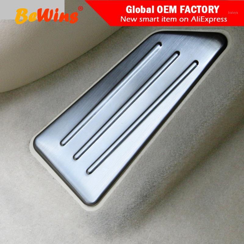 

Car styling For 14-18 new Corolla refitting interior special refitting leiling driver's left foot rest pedal1
