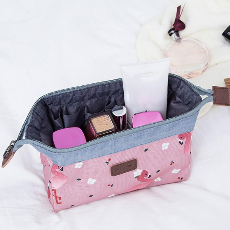 

2020 Korean Fashion Waterproof Cosmetic Bag Small Fresh Lady Cosmetic Bag Large Capacity Zipper Travel Toiletry Storage, Blue