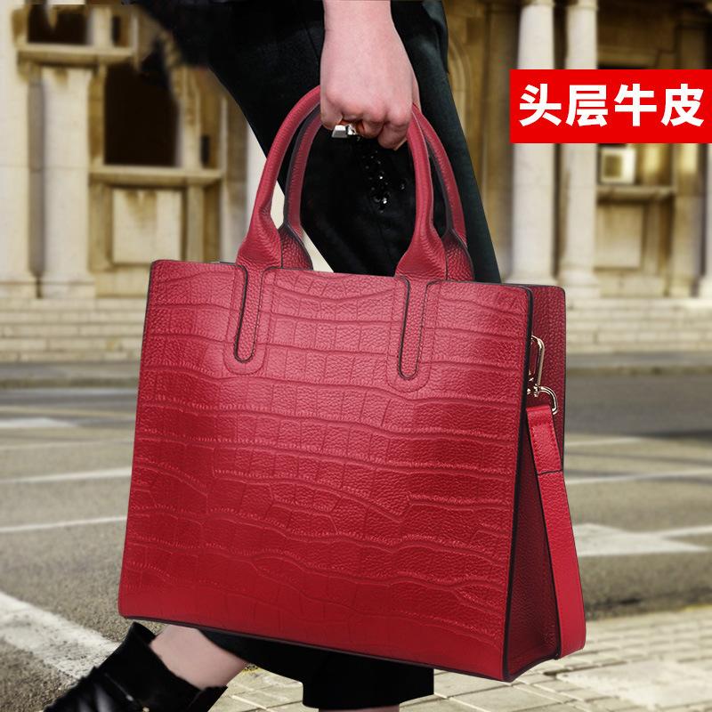 

Juanjuan New single leather handbag with large capacity in Guangzhou, Black