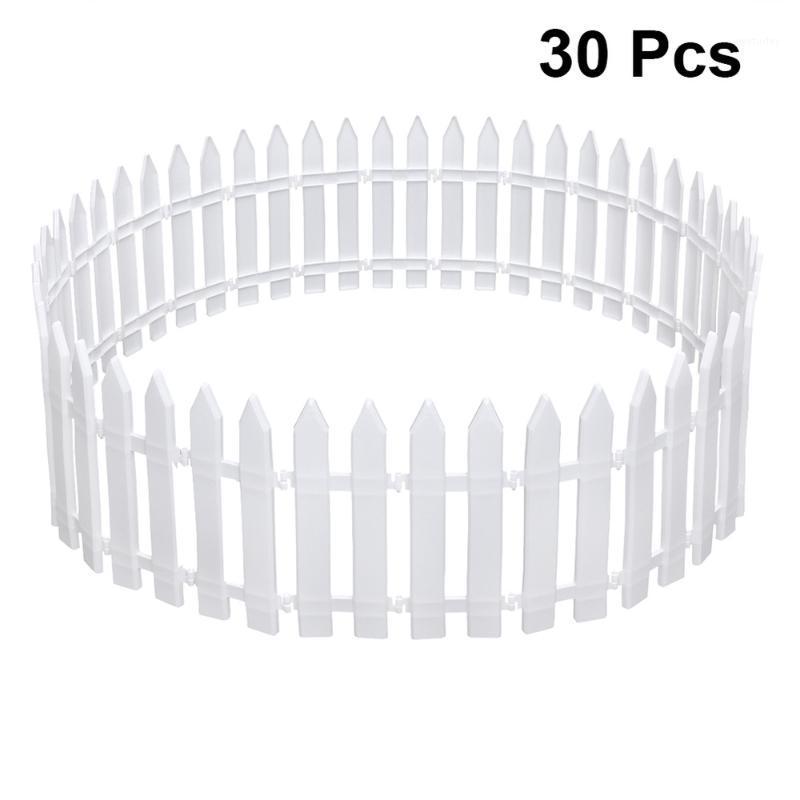 

30 pcs Simulation Fences Splicing Mini Barrier for Decoration Garden Christmas1