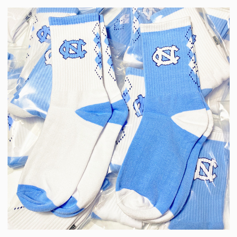 

North Carolina Basketball Socks Obsidian Color Towel Bottom Fabric Comfortable and Breathable  Support Wholesale, Blue