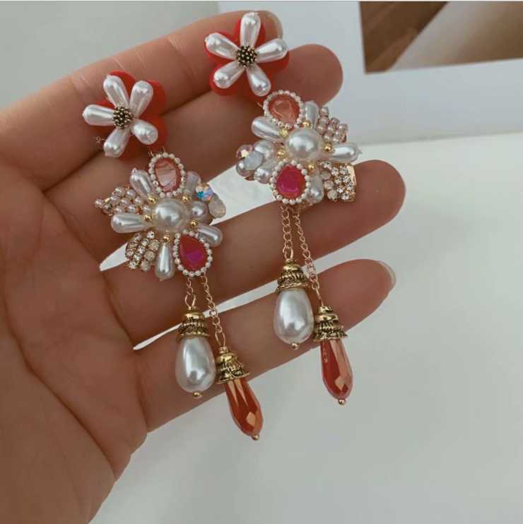 

Women Exaggerated large drop baroque style pearl crystal flower earrings