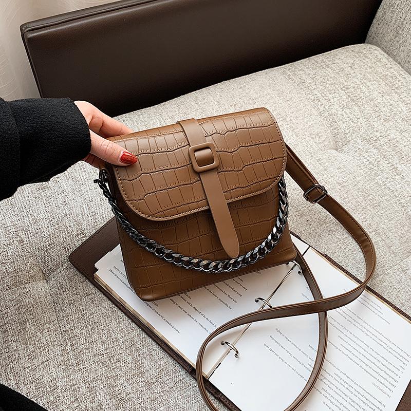 

Chain Bag 2021 Winter New Ladies Shoulder Bag Diagonal Urban Simple Texture Fashion Chain Small Square Women's, Black