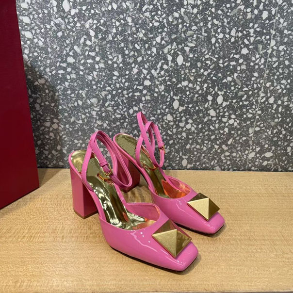 

Women's high quality sandals fashion gold Gladiator rivet cross strap leather sewn dress shoes luxury exhibition party thick heel 6cm designer shoes sending box 35-42, Fuchsia