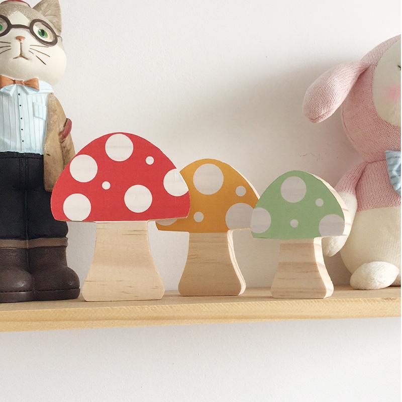 

Wooden mushroom Block for Kids Room Decor 3PCS/Lot Wooden Ornament Baby Nursery Decoration Nordic Wood Kids Boy Girl Baby Room1