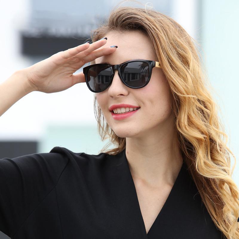 

Vintage Bamboo Wood Frame Men Women Sunglasses Fashion Mirror Coating Sun Glasses Shades Eyewear UV400 Gafas1