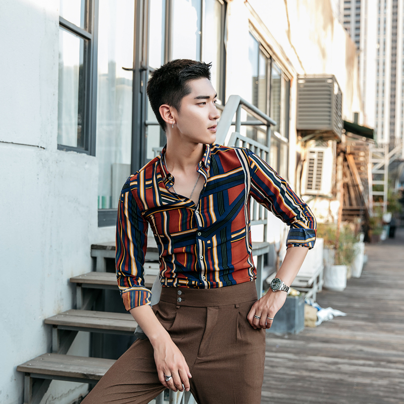 

2020 Four Men's Clothes Seasons Uneven Bottom Stripe High Luminance Color Man Tide Self-cultivation Leisure Time Shirt Cks9, Coffee color