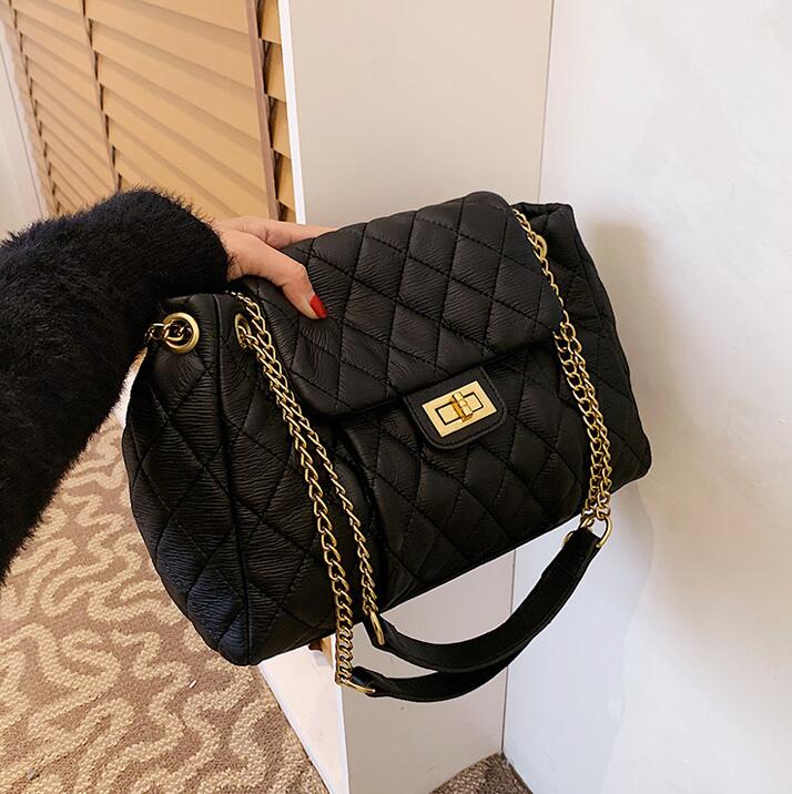 

Wholesale factory ladies leather shoulder bags classic solid color large capacity fashion chain bag winter cross plaid handbag Joker black elegant backpack, Khaki1188