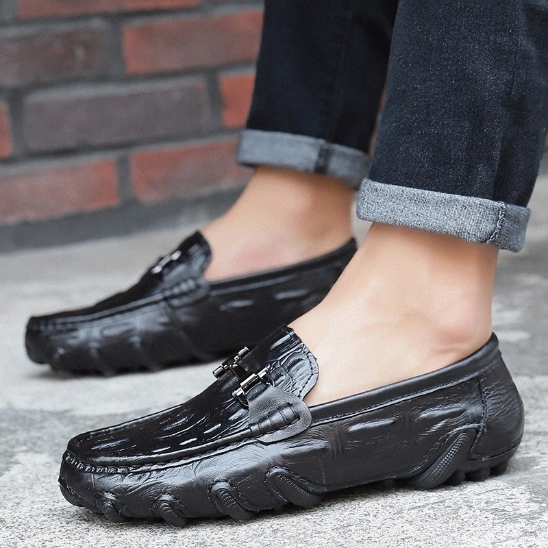 

men casual shoes loafers autumn mens moccasins shoes genuine leather Slip On outdoor Boat Flats Gommino men's flats shoes #hR22