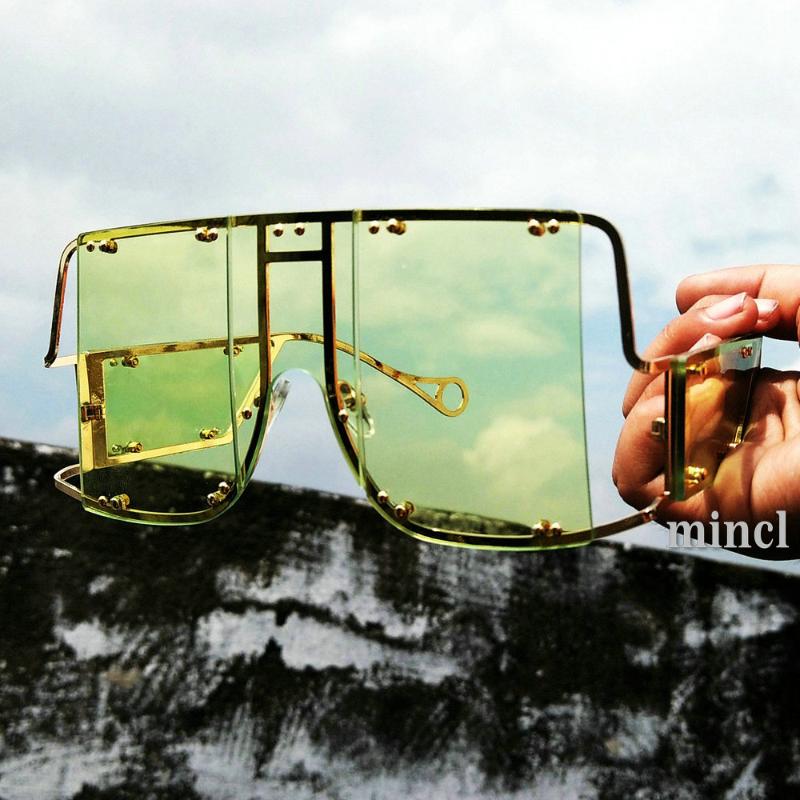 

2020 New Luxury Diamond Women Sunglasses Black Frame Cat Sun Glasses UV400 Bling Bling Female Butterfly Eyewear UV400 NX