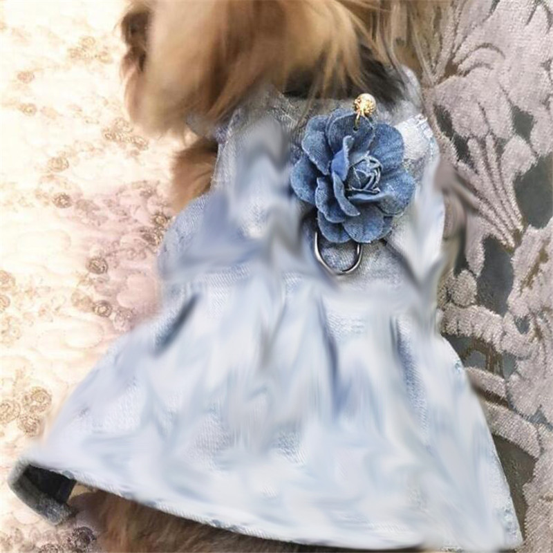 

Classic Jacquard Pets Vests Fashion Printed Pets Dresses With Leashes 2 Styles Trendy Street Style Pets Dress Leashes, Vests /l