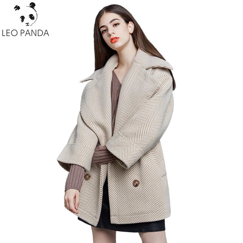 

Winter Women New V-Neck Double Breasted Drop Shoulder Wool Coat Female Loose Casual Fashion Comfortable Tweed Coat ZX1133, Apricot